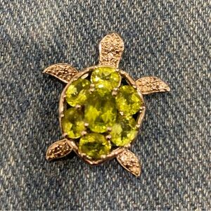 Green Gemstone Turtle Pedant